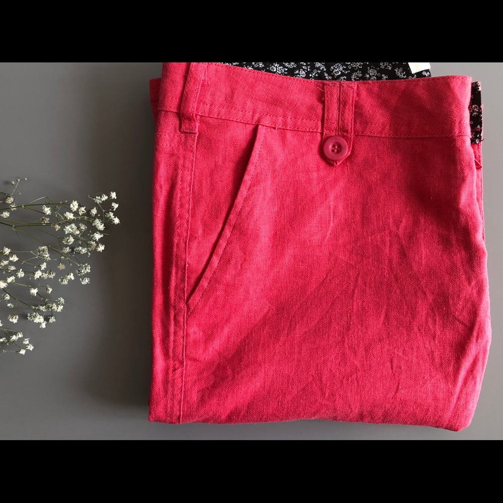 Pant for work or casual wear.